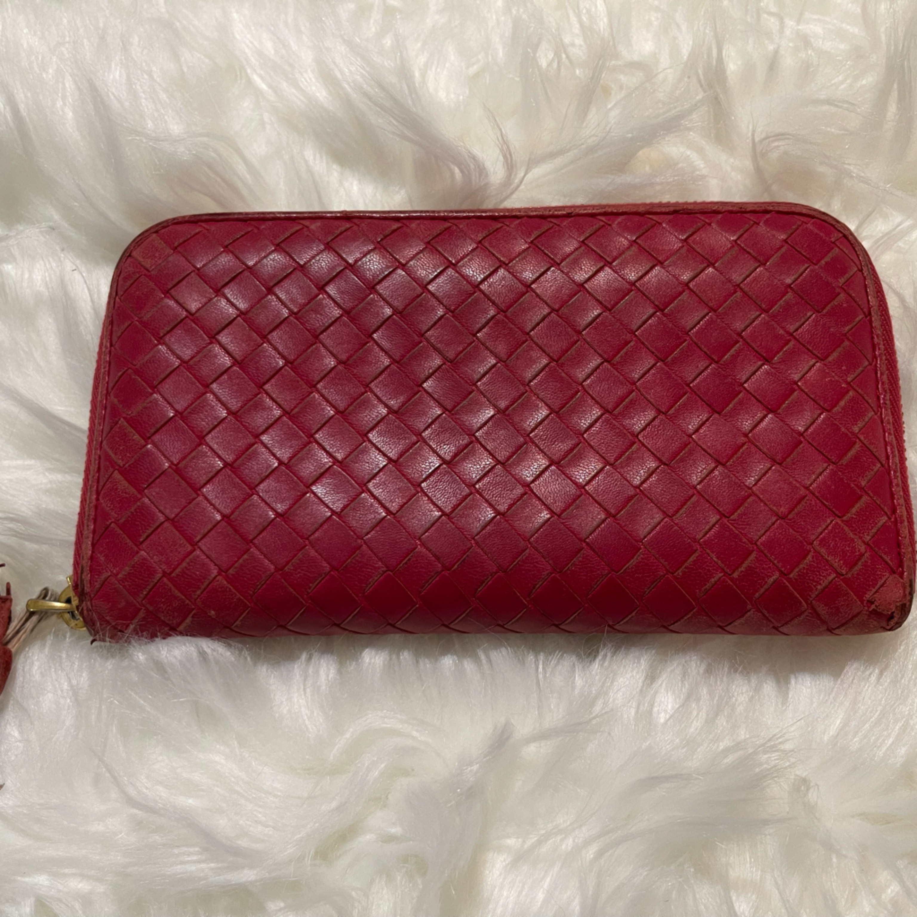 Weaved Wallet